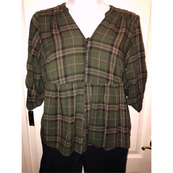 Torrid green plaid babydoll pullover blouse - Picture 2 of 4
